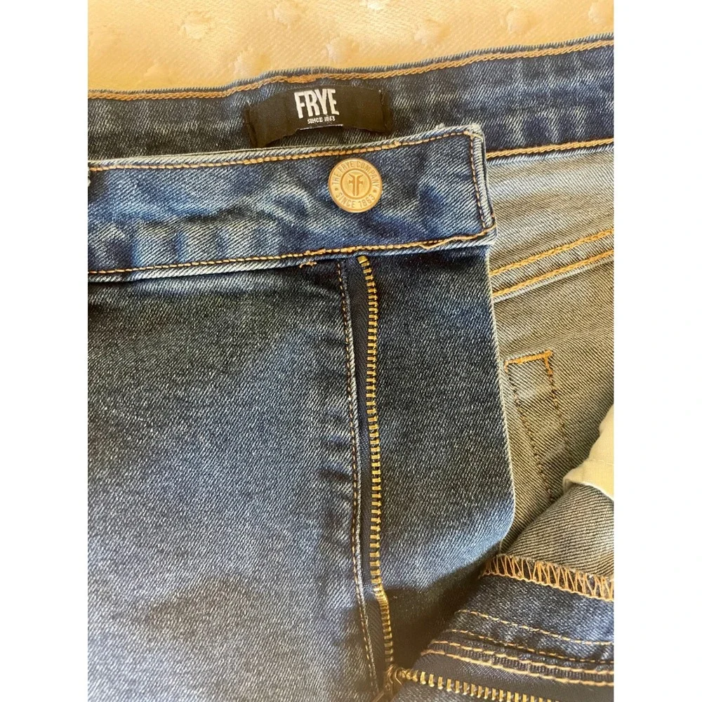 Frye Women's High Rise Cuffed Crop Jeans Size 12/31 Blue Stretch Straight Leg